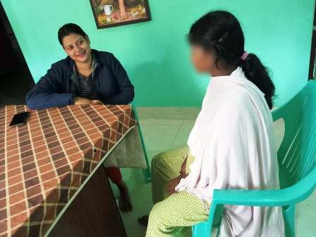 Counselling session with a child survivor – Support Person Programme